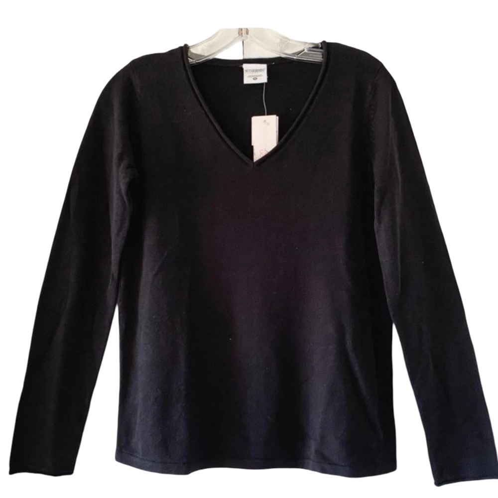 NWT Motherhood Maternity Womens Black Long Sleeve V-Neck Maternity Sweater Small